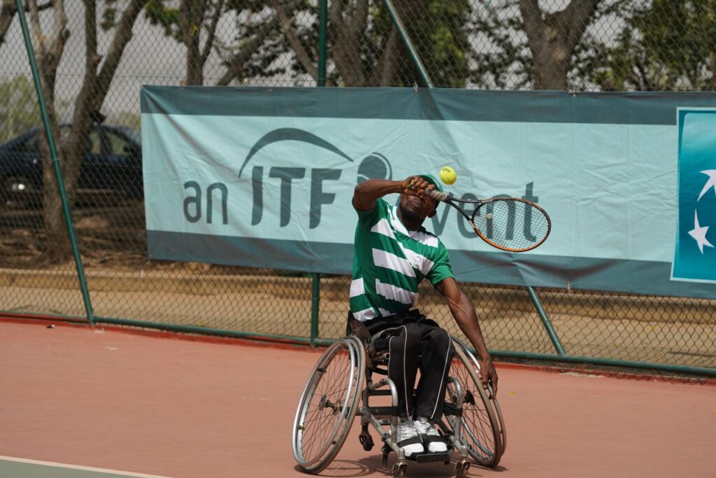 Alex Adewale BNP Paribas World Team Cup Match